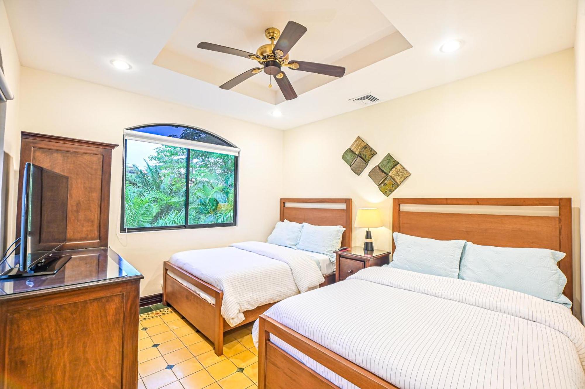 Stay In Cr Los Suenos Condos Jaco Bilik gambar